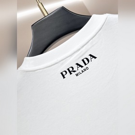 Prada представляет новую осеннюю колле