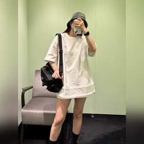 Футболка PRADA с круглым вырезом и кор