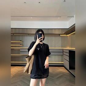Футболка PRADA с круглым вырезом и к