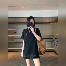 Футболка PRADA с круглым вырезом и к