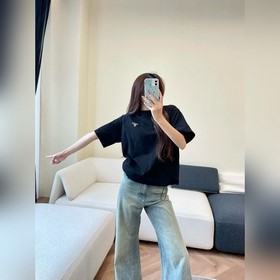 Футболка PRADA с круглым вырезом и к