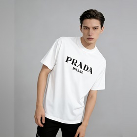 Prada представляет новую осеннюю колле