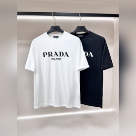 Prada представляет новую осеннюю колле