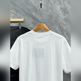 Новинка весна-лето 2026 от Prada： футб