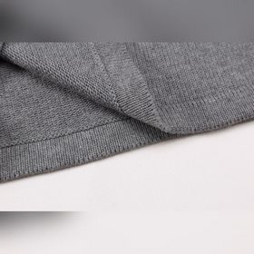 Трикотажная футболка PRADA с круглым 