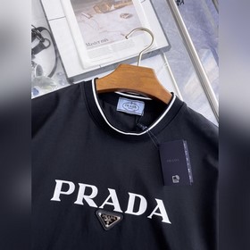 Prada： новая коллекция весна-лето 2026