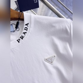 Prada： новая коллекция весна-лето 2026