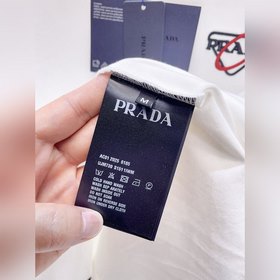 Prada： новая коллекция весна-лето 2026