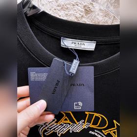 Prada 26： новая коллекция весна-лето —