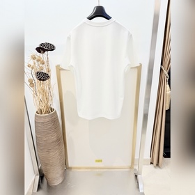 Размеры： S, M, L, XL. Цвета： черный и 