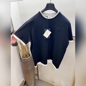 Размеры： S, M, L, XL. Два цвета： чёрны