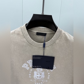 Prada. Новая модель весна-лето 2026 го