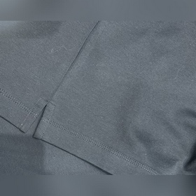 Футболка Prada с треугольным логот