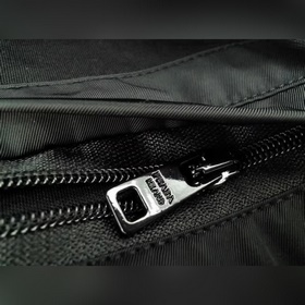 PRADA： Нейлоновые вставки на короткору