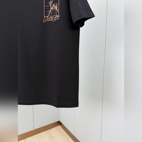 Prada. Футболка с коротким рукавом и п