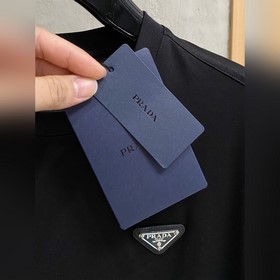 Prada： новая коллекция весна-лето 2026