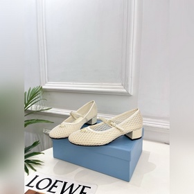 PRADA 26SS Новая коллекция весна-ле