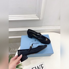 PRADA 26SS Новая коллекция весна-ле
