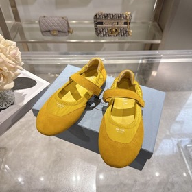 PRADA — новые легкие кроссовки Mary Ja