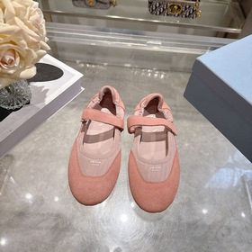 PRADA — новые легкие кеды в стиле «Мэр