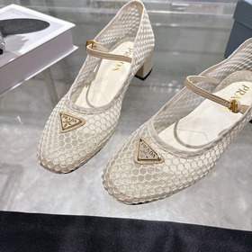 Prada： новая коллекция весна-лето 2026