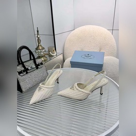 Новейшая хитовая модель Prada весна 20