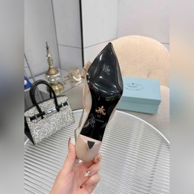 Новейшая коллекция Prada 2026, размеры