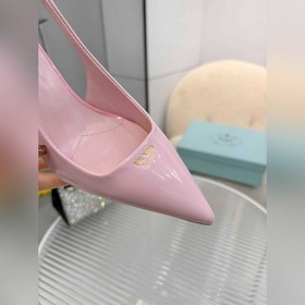 Новейшая коллекция Prada 2026, размеры