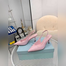 Новейшая коллекция Prada 2026, размеры