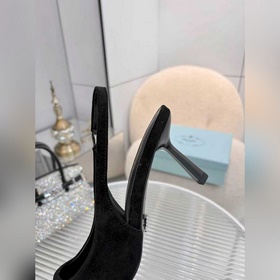 Новейшая коллекция Prada 2026, размеры
