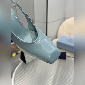 Новая коллекция Prada весна 2026, разм