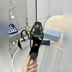 Новая коллекция Prada весна 2026, разм