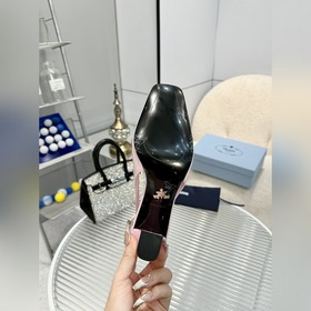 Новая коллекция Prada весна 2026, разм