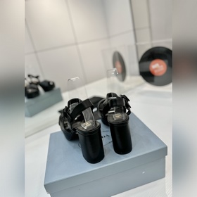 Prada на платформе  Новая весенне-ле