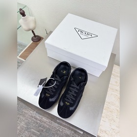 Сетчатый верх  Кроссовки Prada с техн