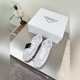 Кроссовки Prada с технологией «Prada S