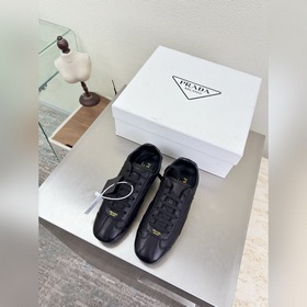 Кроссовки Prada с технологией «Prada S