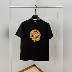 Versace. Новинка весна-лето 2026： футб