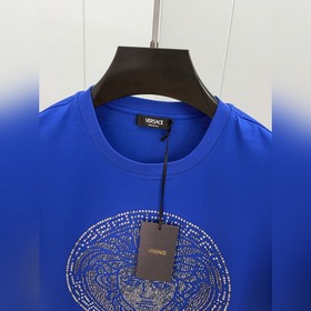 Versace. Новинка весна-лето 2026： футб