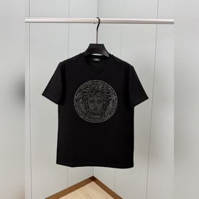 Versace. Новинка весна-лето 2026： футб