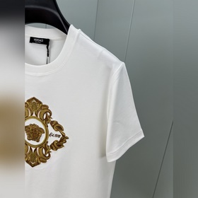 Versace. Футболка с короткими рукавами