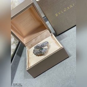 b7001 Азиатское золото. Кольцо Bulgari