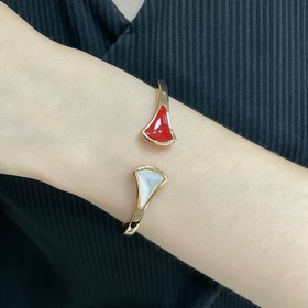 Браслет Bulgari из материала b5131V Go