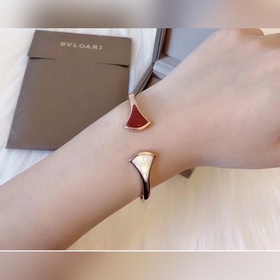 Браслет Bulgari из материала b5131V Go