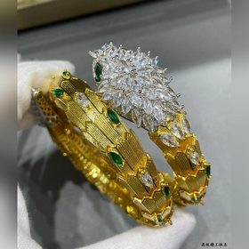 b5120 — большой браслет «Зеленоглазая