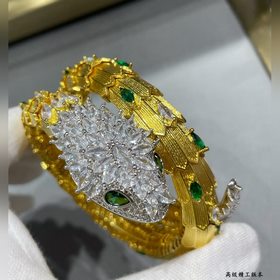 b5120 — большой браслет «Зеленоглазая