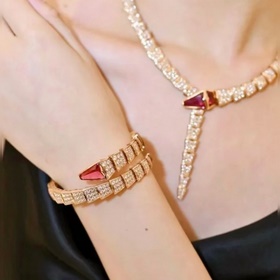 b5116BVLGARI — широкий браслет Serpent