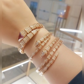 b5116BVLGARI — широкий браслет Serpent