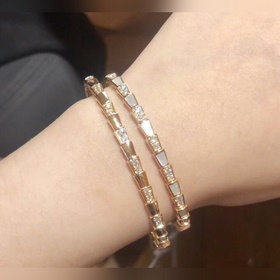 b51121 Браслет Bulgari с гладкой повер