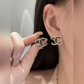 [CHANEL Черные и розовые эмалевые сер